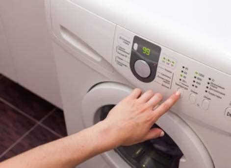 ouvrir hublot lave linge indesit|3 astuces pour débloquer facilement le hublot de la .